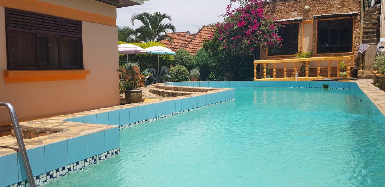 Keelan Ace Villas Kampala Pokoj fotografie